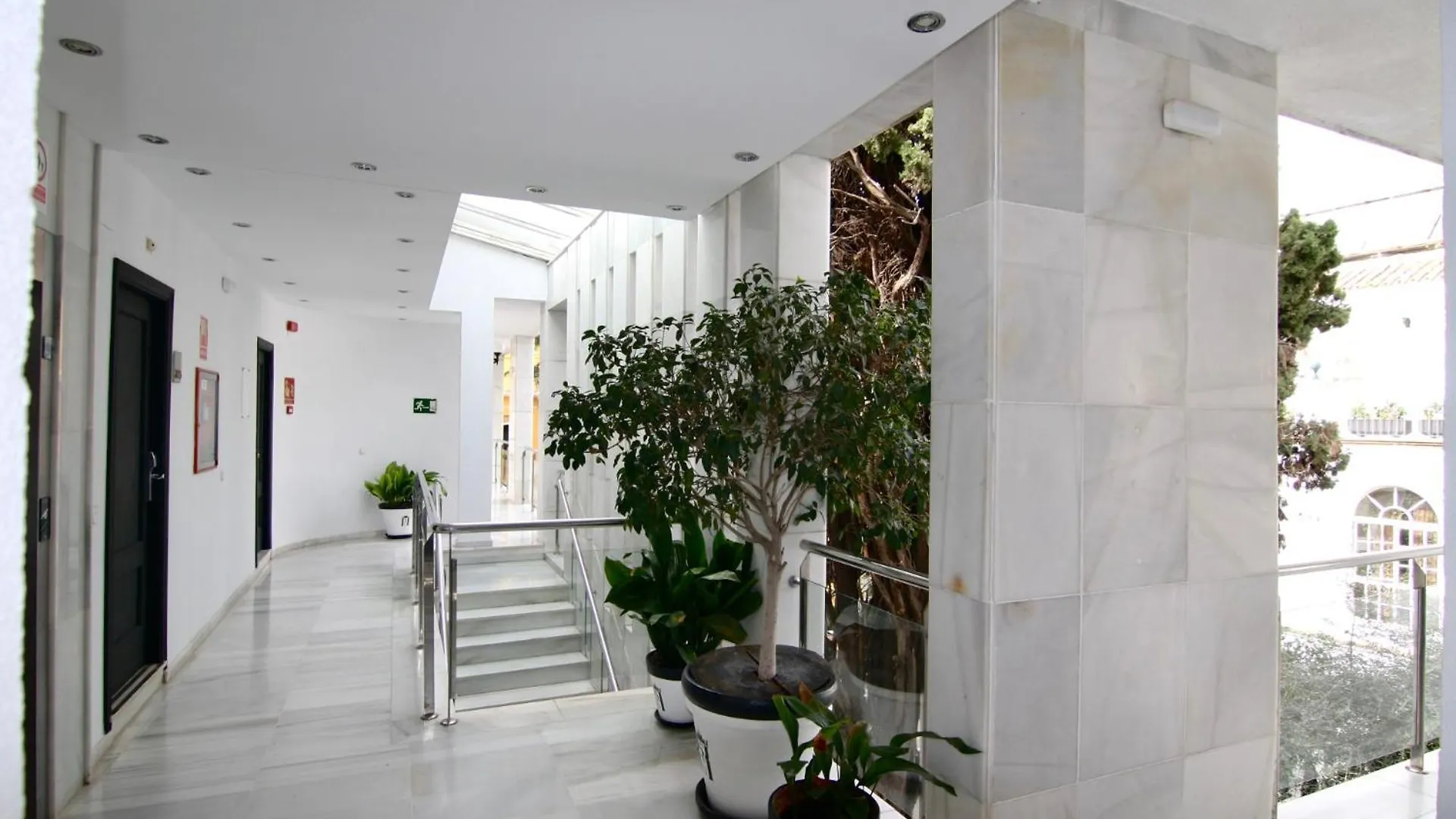 Hotel San Gil Seville 4*,