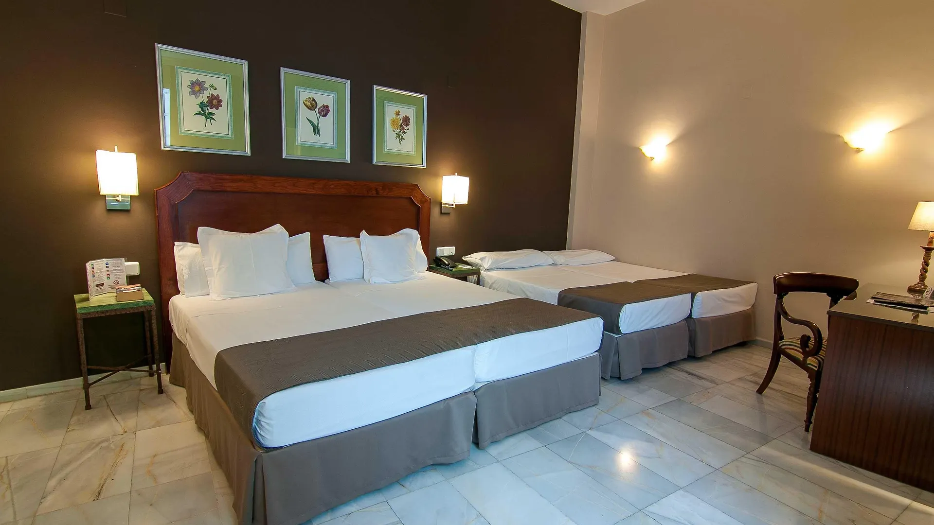****  Hotel San Gil Seville Spain