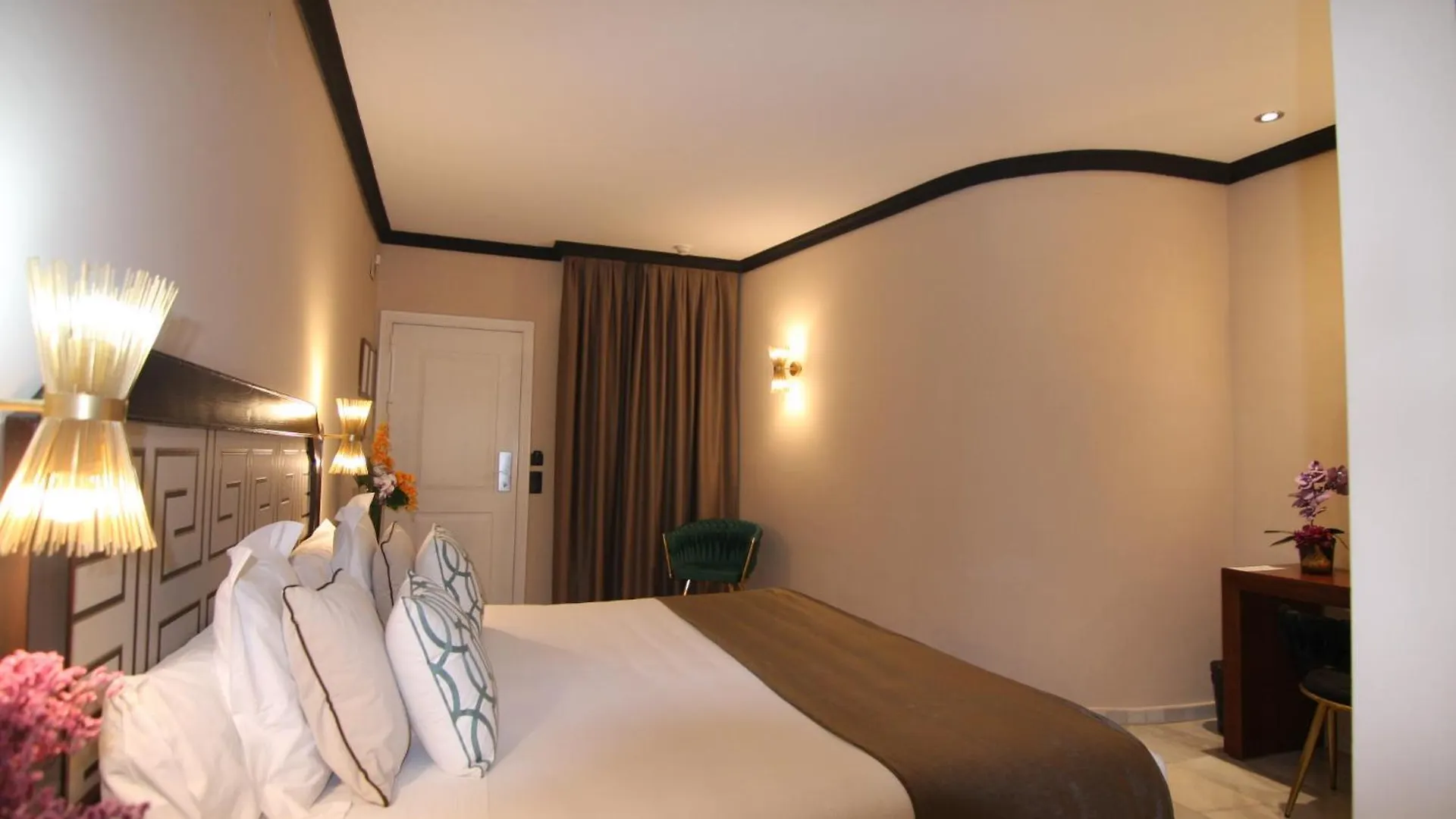 Hotel San Gil Seville 4*,