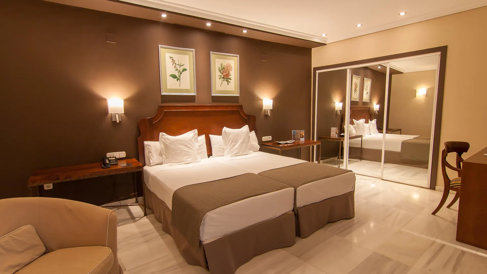****  Hotel San Gil Seville Spain