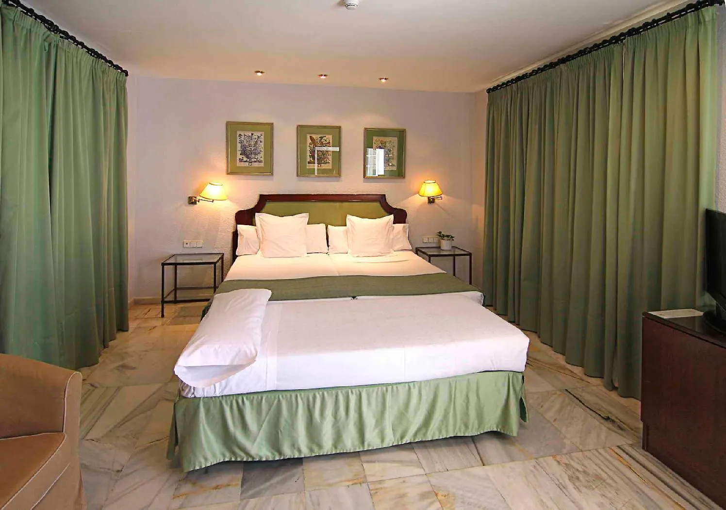 ****  Hotel San Gil Sevilla Spanien